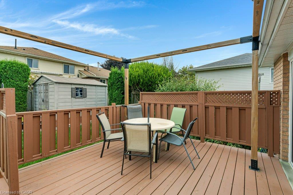 94 Dawn Crescent Property Photo 34