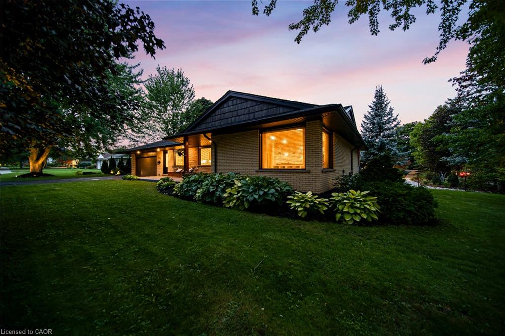 220 Claremont Avenue Property Photo 1