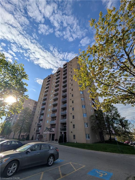408-860 Commissioners Road E Property Photo 1