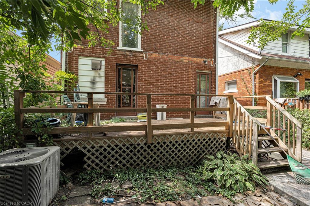 374 Josephine Avenue Property Photo 5