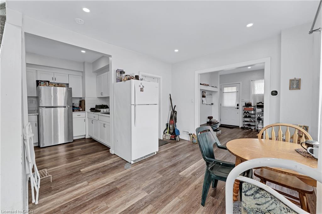 374 Josephine Avenue Property Photo 11
