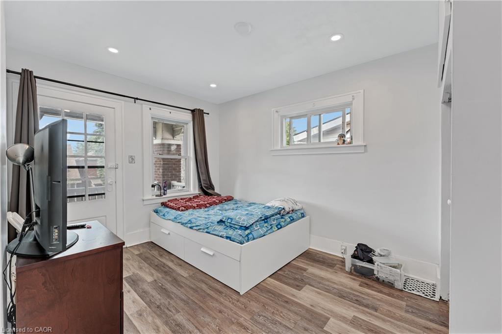 374 Josephine Avenue Property Photo 17