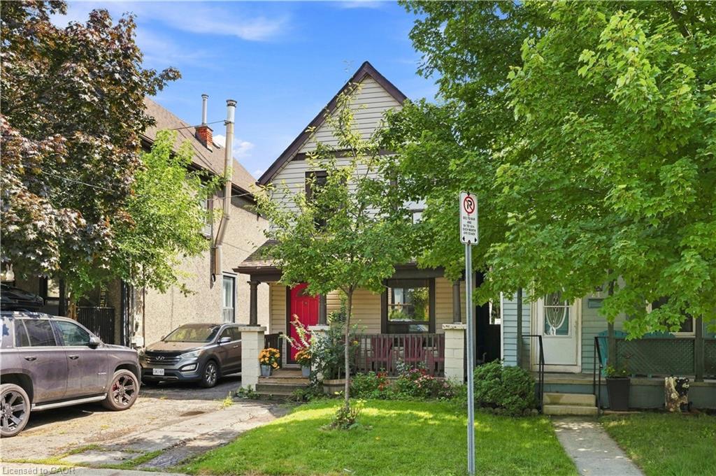 26 Niagara Street Property Photo 2