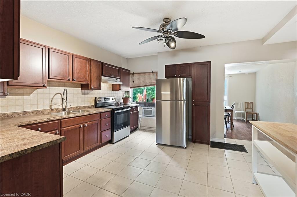 26 Niagara Street Property Photo 5