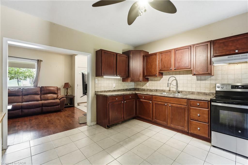 26 Niagara Street Property Photo 6