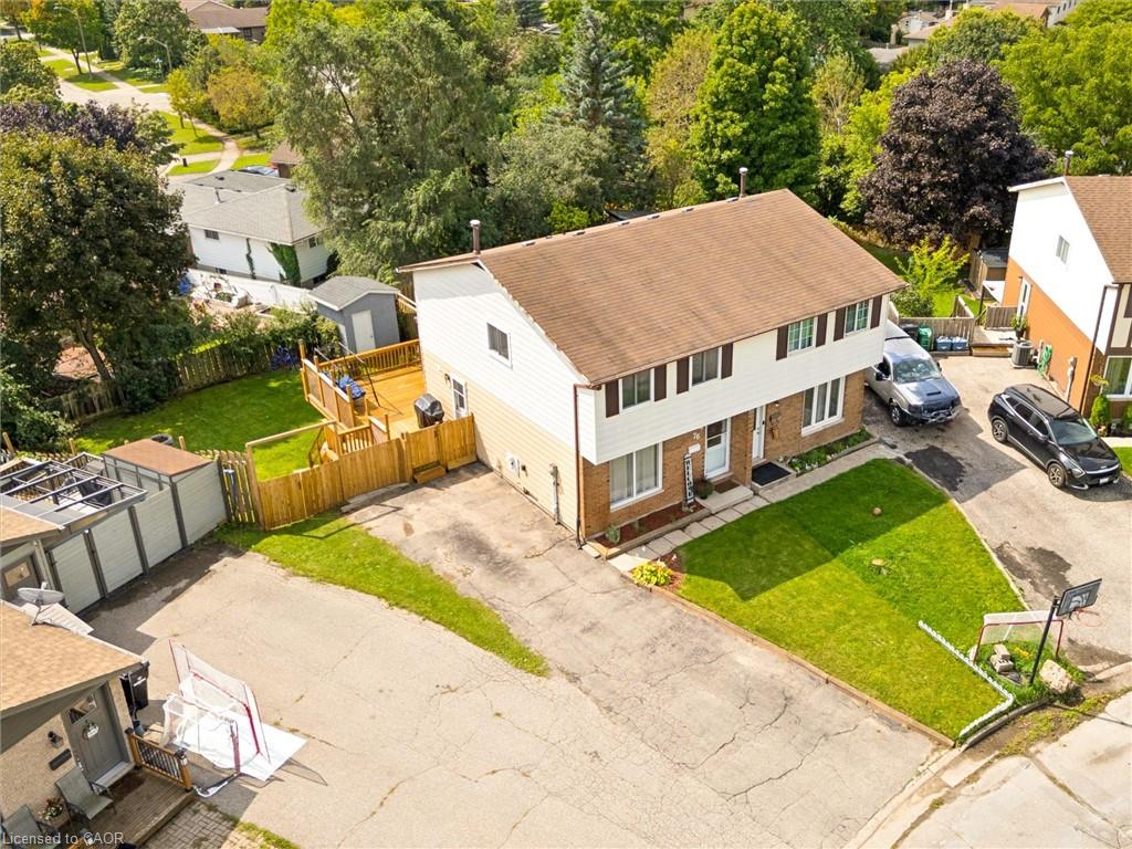 76 Cluthe Crescent Property Photo 3