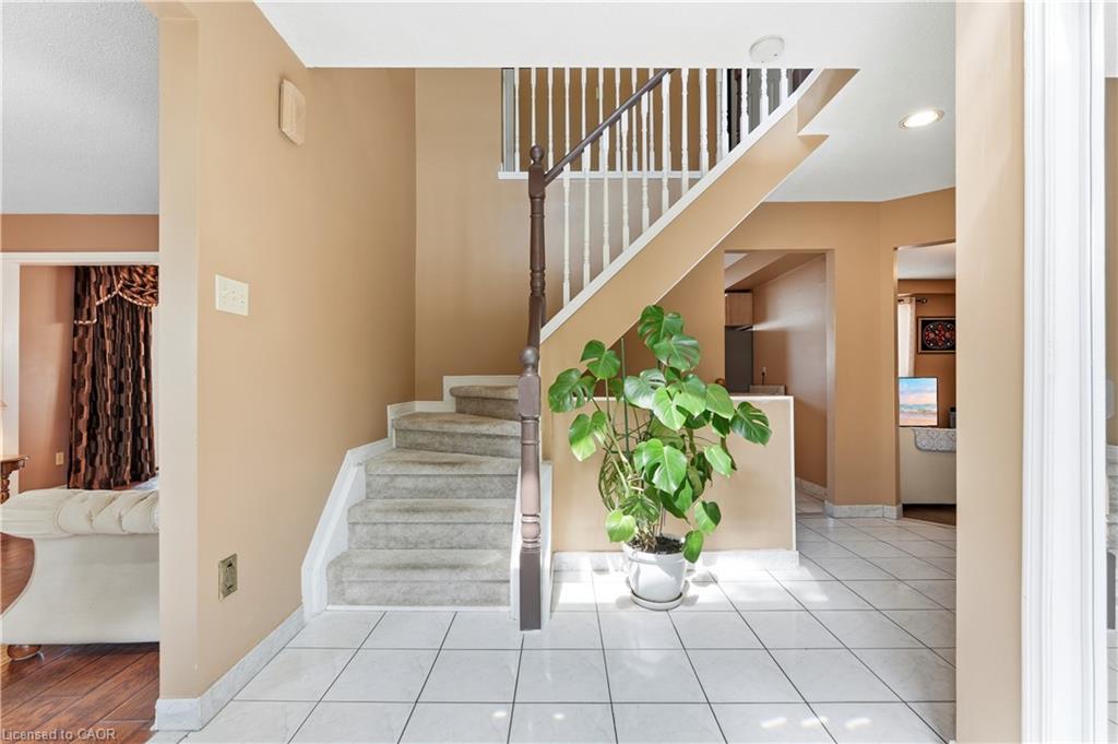 138 Livingston Avenue Property Photo 4