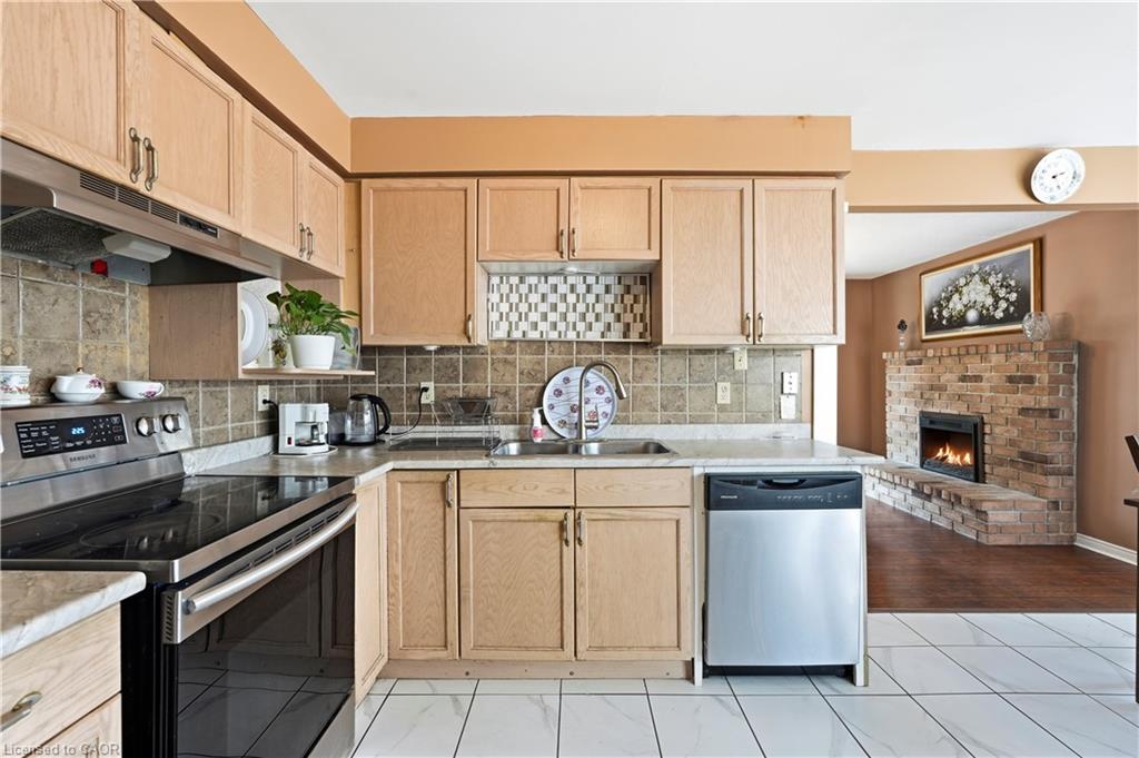 138 Livingston Avenue Property Photo 11