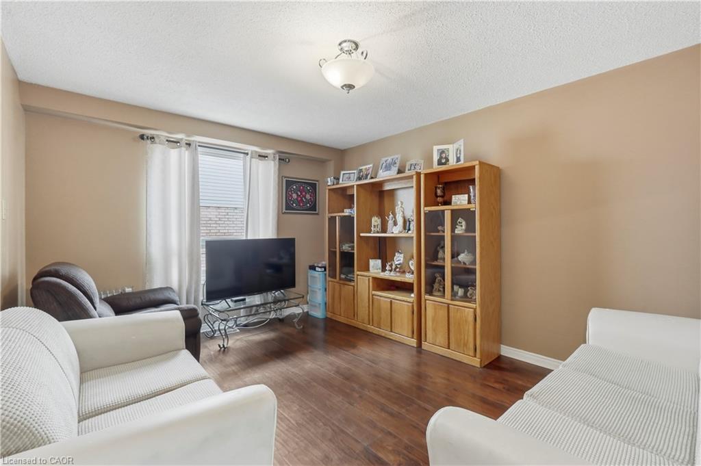 138 Livingston Avenue Property Photo 14