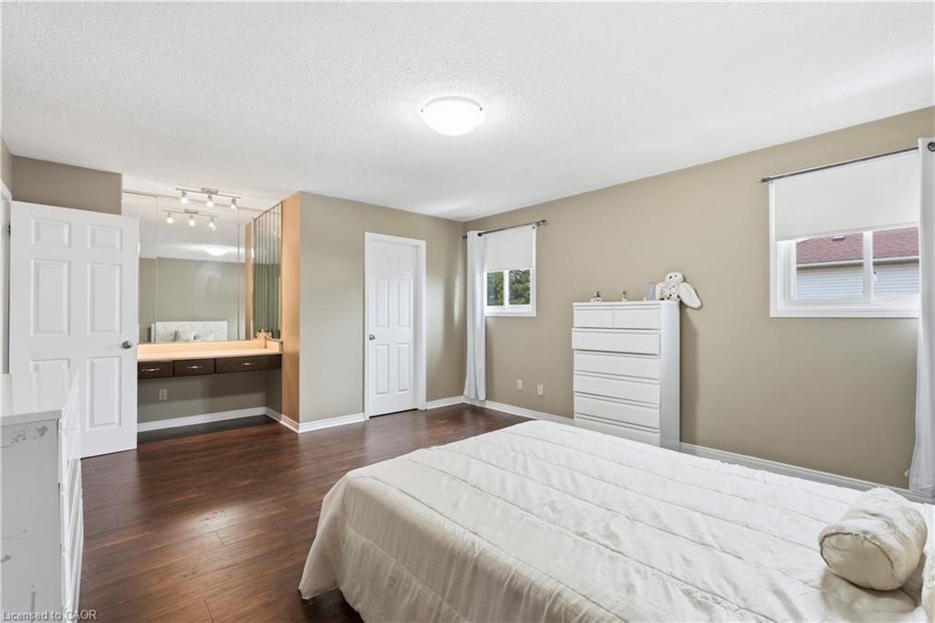 138 Livingston Avenue Property Photo 20
