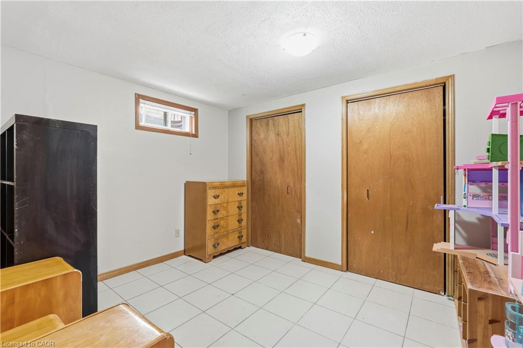 138 Livingston Avenue Property Photo 28