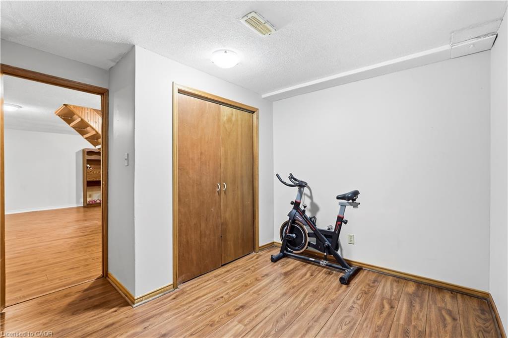 138 Livingston Avenue Property Photo 29