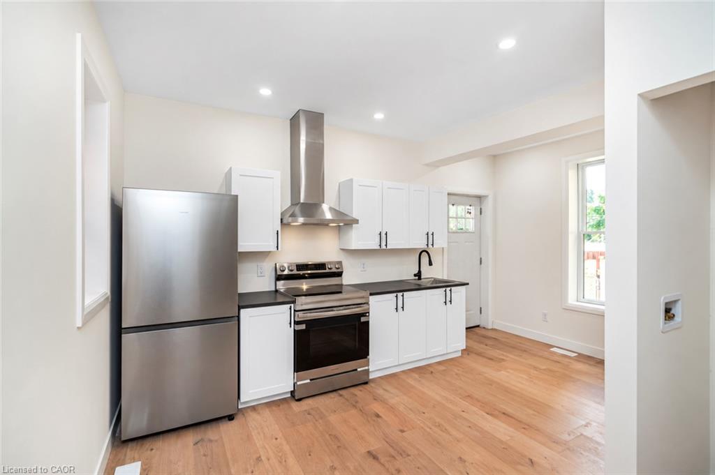60 William Street Property Photo 12