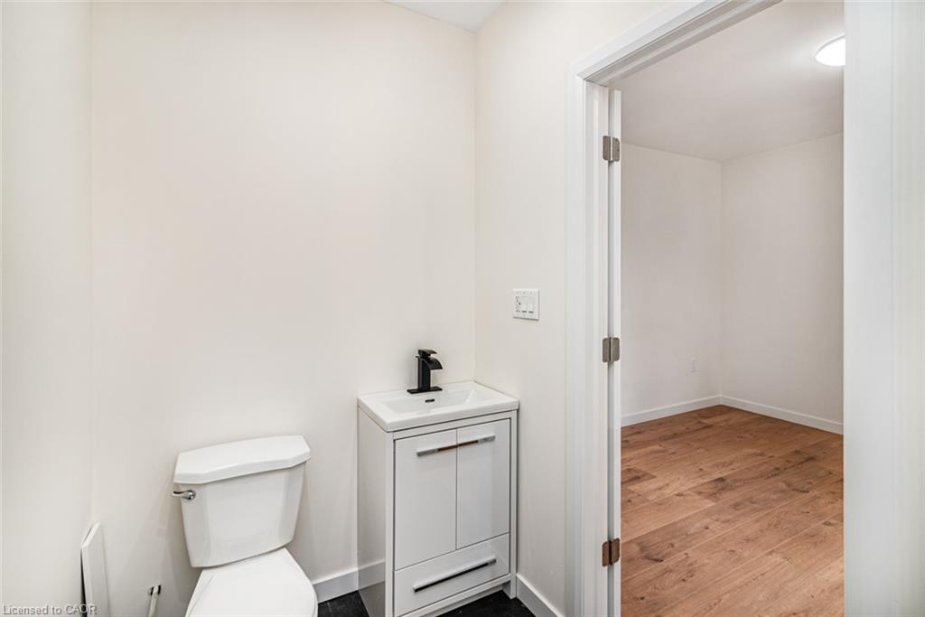 60 William Street Property Photo 43