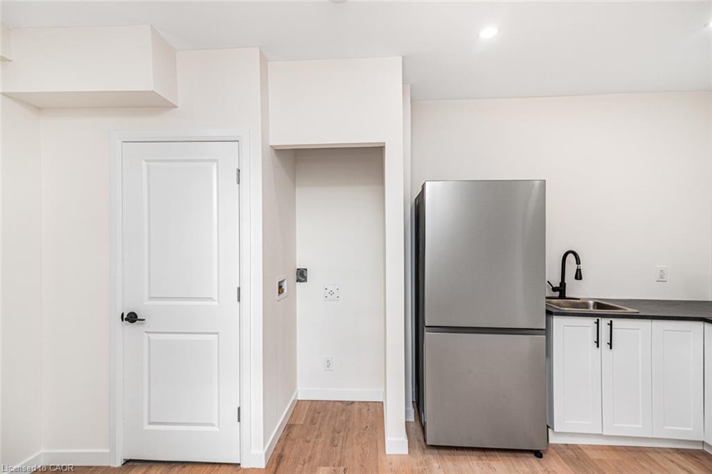 60 William Street Property Photo 49