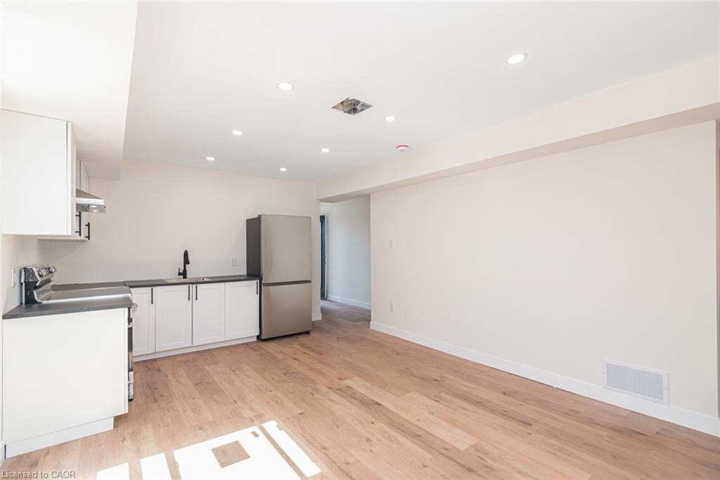 60 William Street Property Photo 29