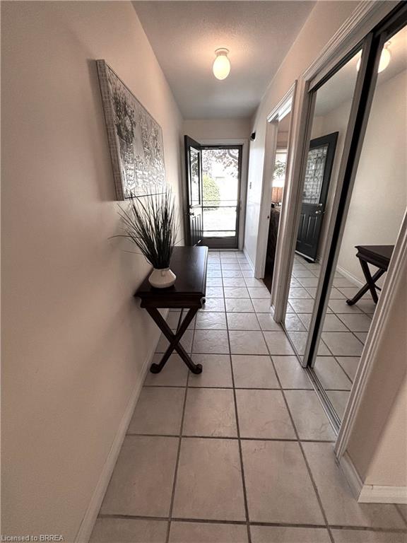 23-24 Griffiths Drive Property Photo 4