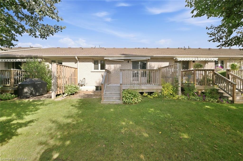 23-24 Griffiths Drive Property Photo 31