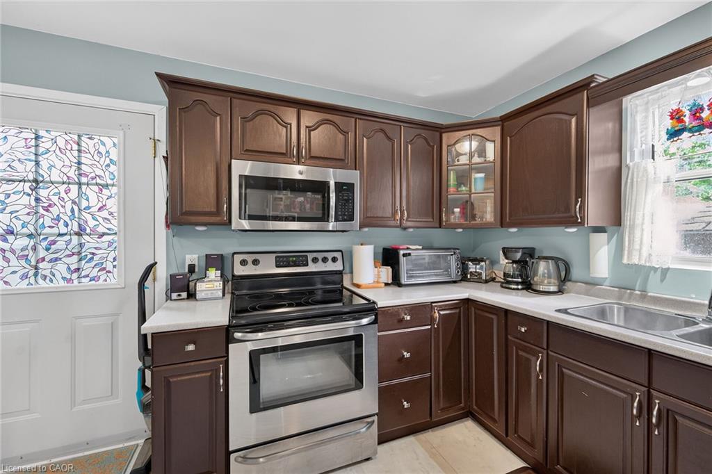 17 Semmens Street Property Photo 16
