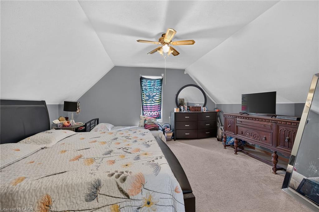 17 Semmens Street Property Photo 22