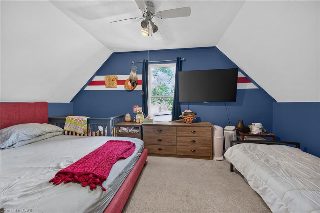 17 Semmens Street Property Photo 25
