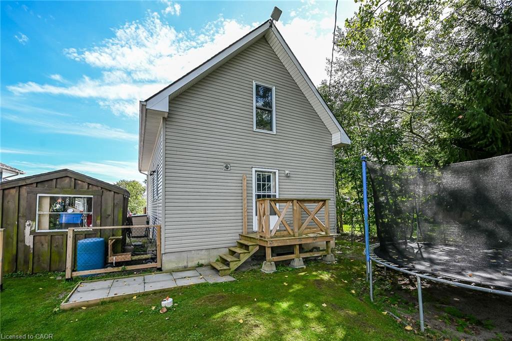 17 Semmens Street Property Photo 33
