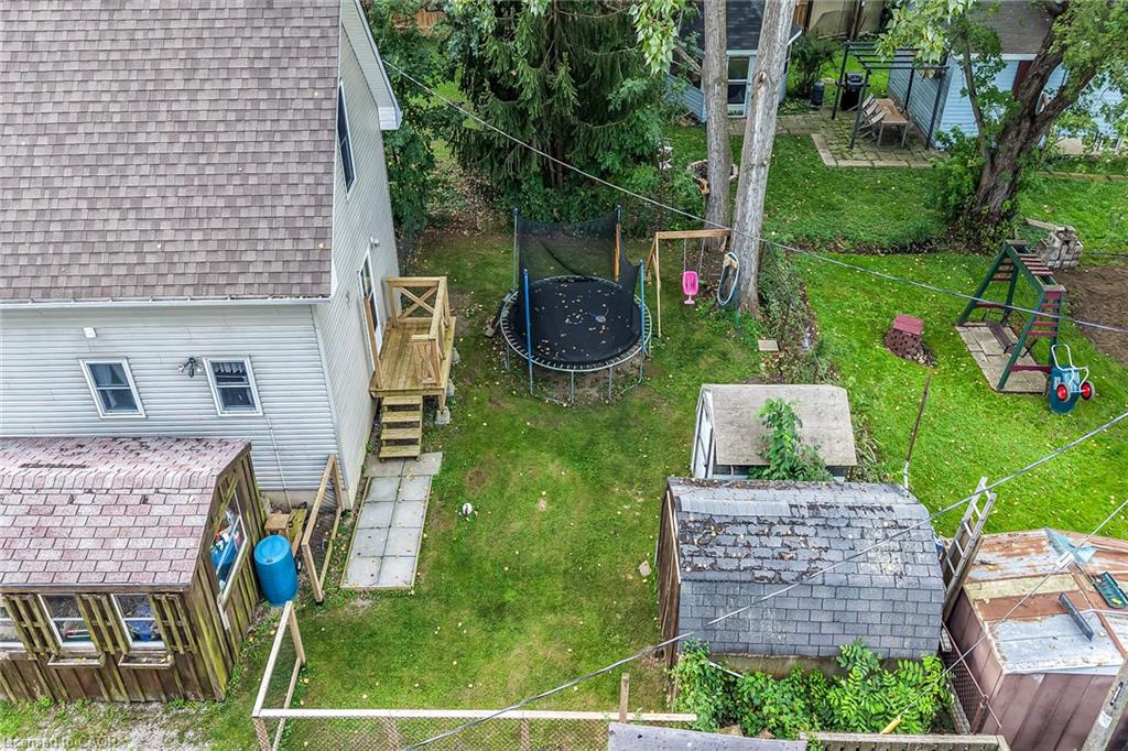 17 Semmens Street Property Photo 35