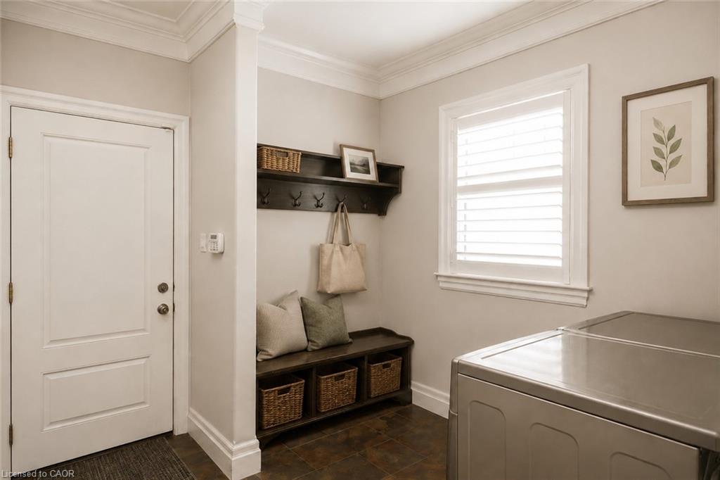 1387 Willowdown Road Property Photo 6