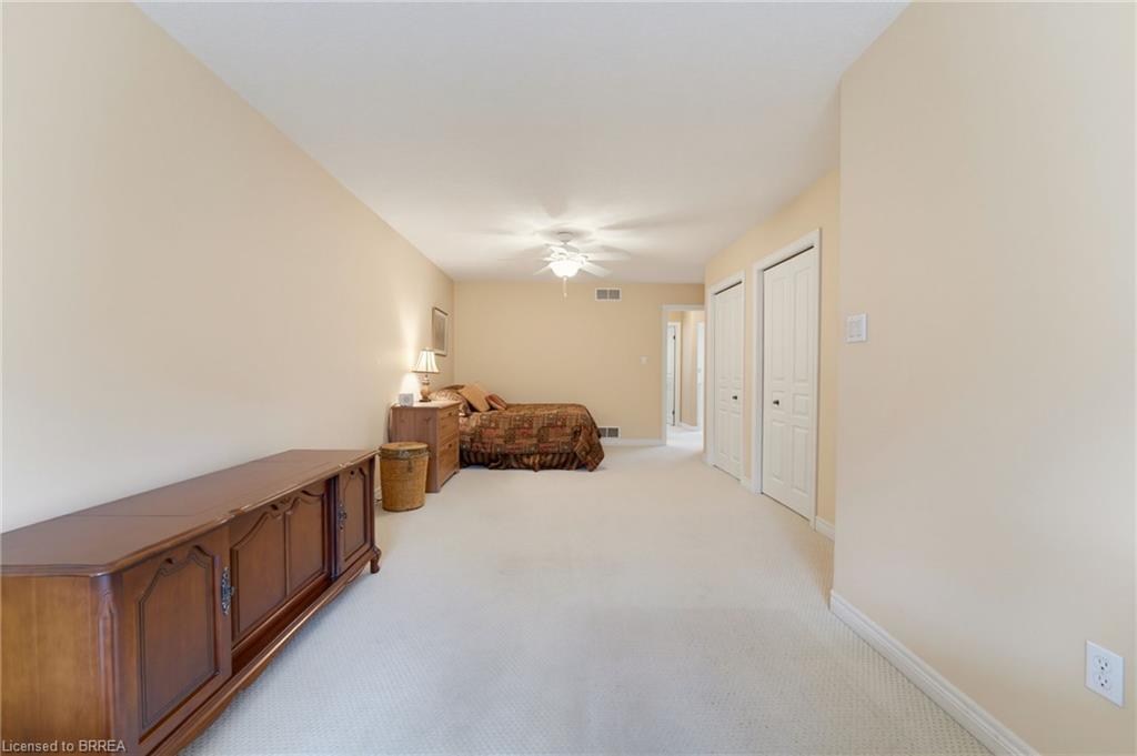 21-655 Park Road N Property Photo 24