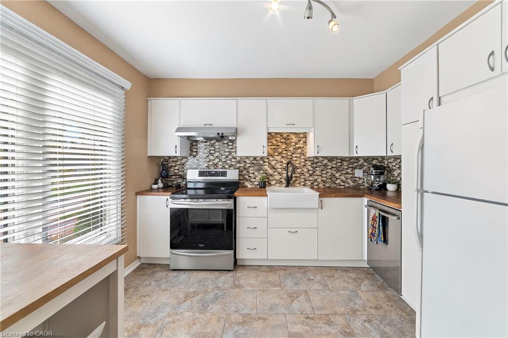 1562 Litchfield Road Property Photo 13