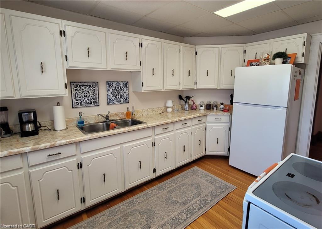 71 Norfolk Street N Property Photo 17
