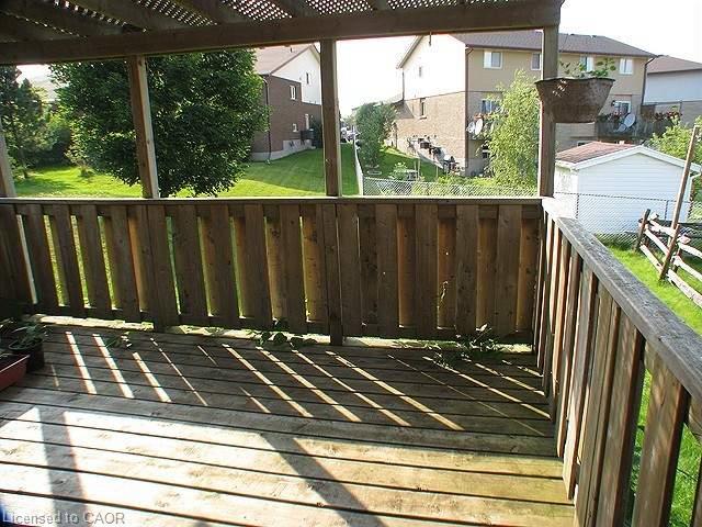 634a Pinerow Crescent Property Photo 12