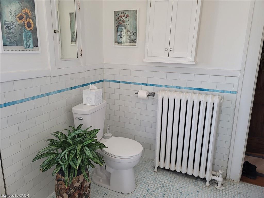 71 Norfolk Street N Property Photo 25