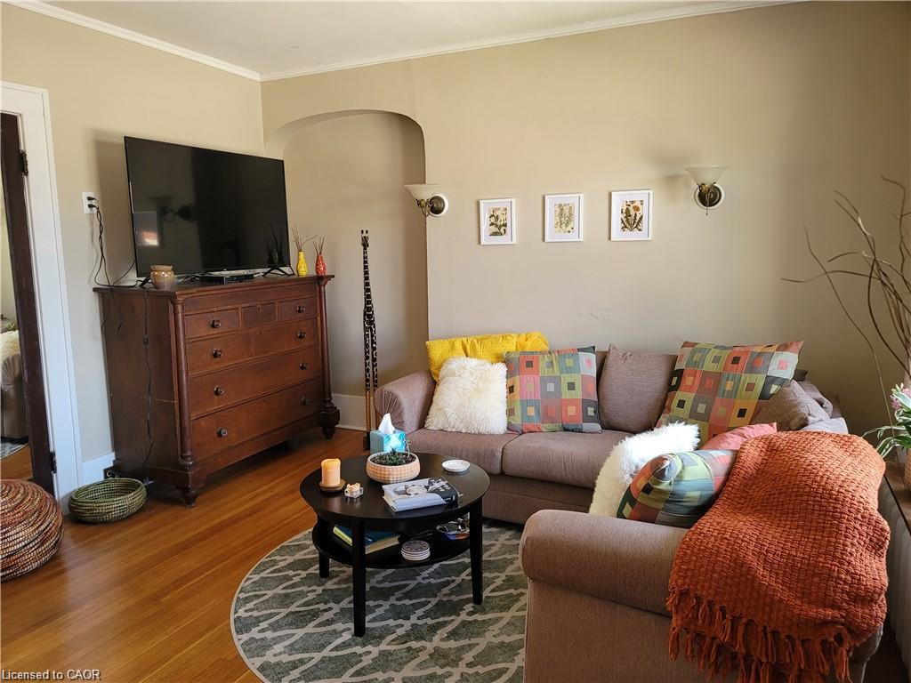 71 Norfolk Street N Property Photo 11