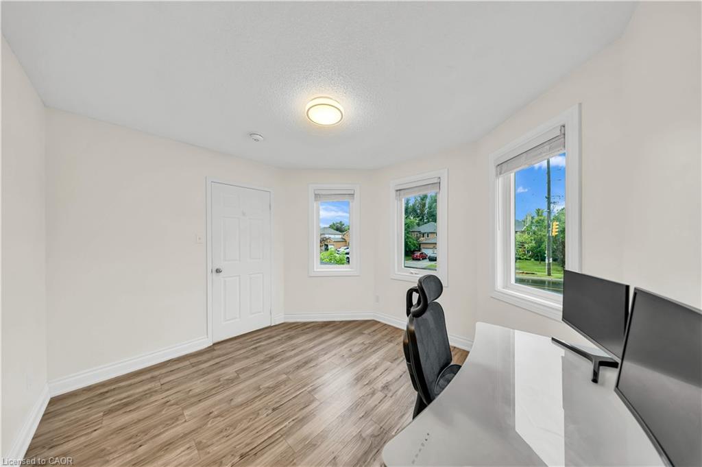 191 Livingstone Street W Property Photo 32