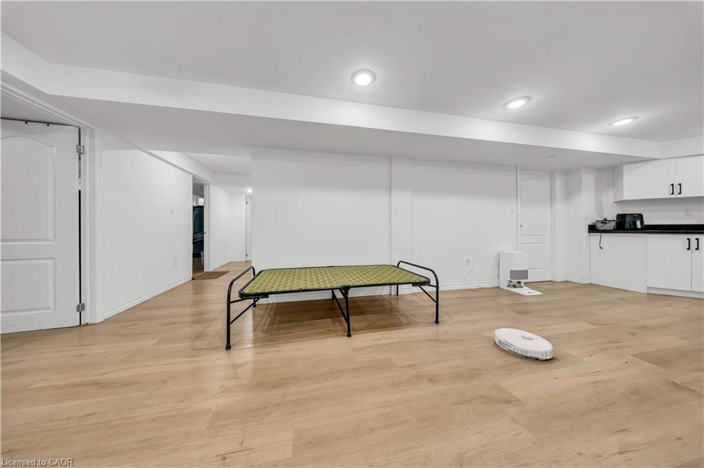 191 Livingstone Street W Property Photo 35
