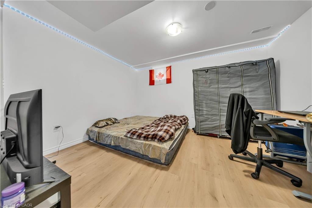 191 Livingstone Street W Property Photo 38