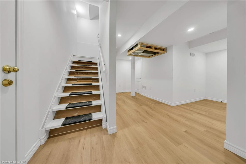 191 Livingstone Street W Property Photo 44
