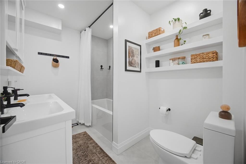 146 Campbell Avenue Property Photo 23