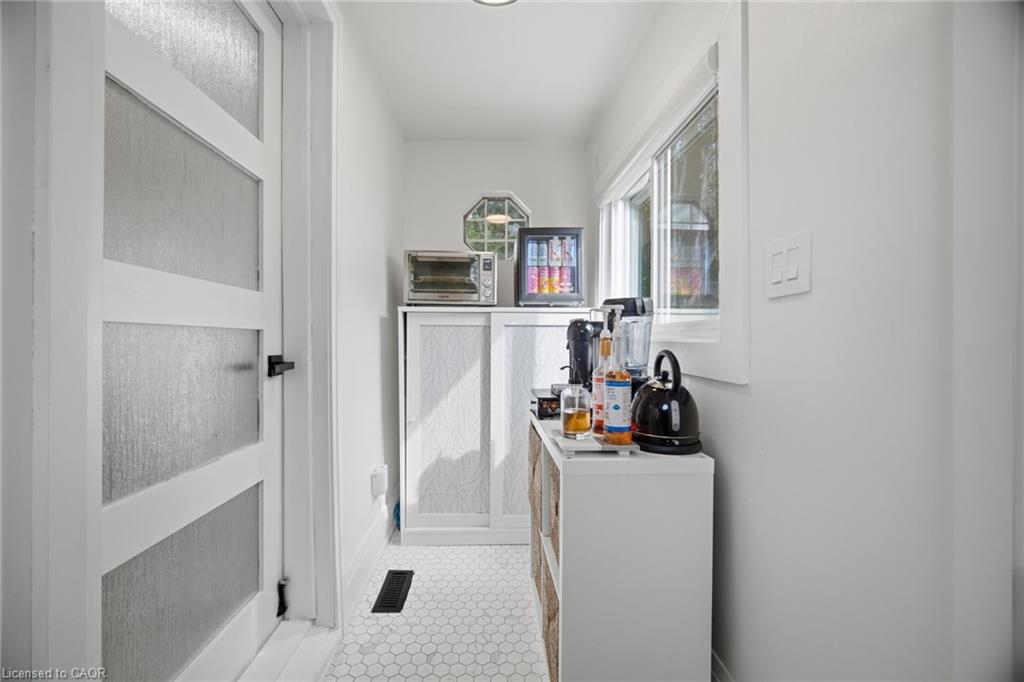 146 Campbell Avenue Property Photo 42