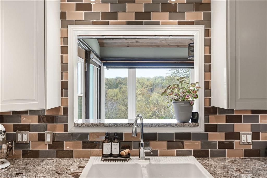 5258 Cedar Springs Road Property Photo 10