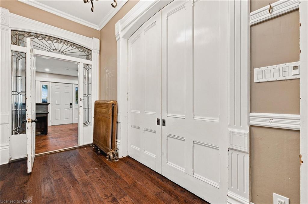 450 Main Street W Property Photo 13