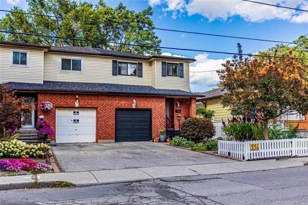336 Jackson Street W Property Photo 1