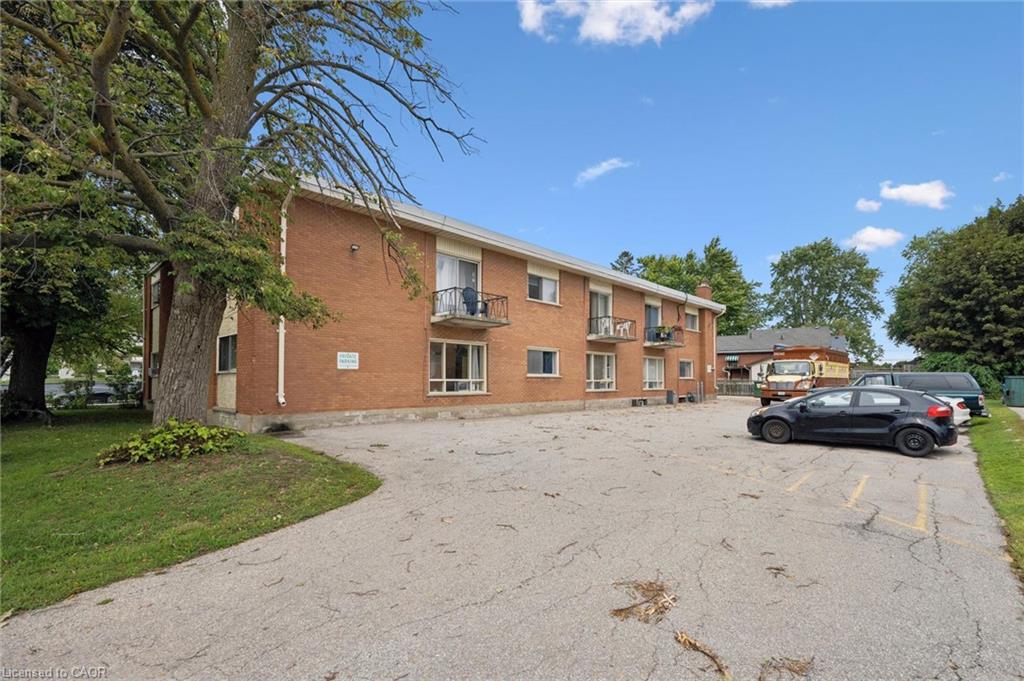 25 Walton Avenue Property Photo 19