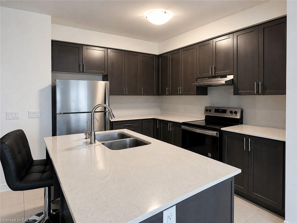 207 Broadacre Drive Property Photo 2