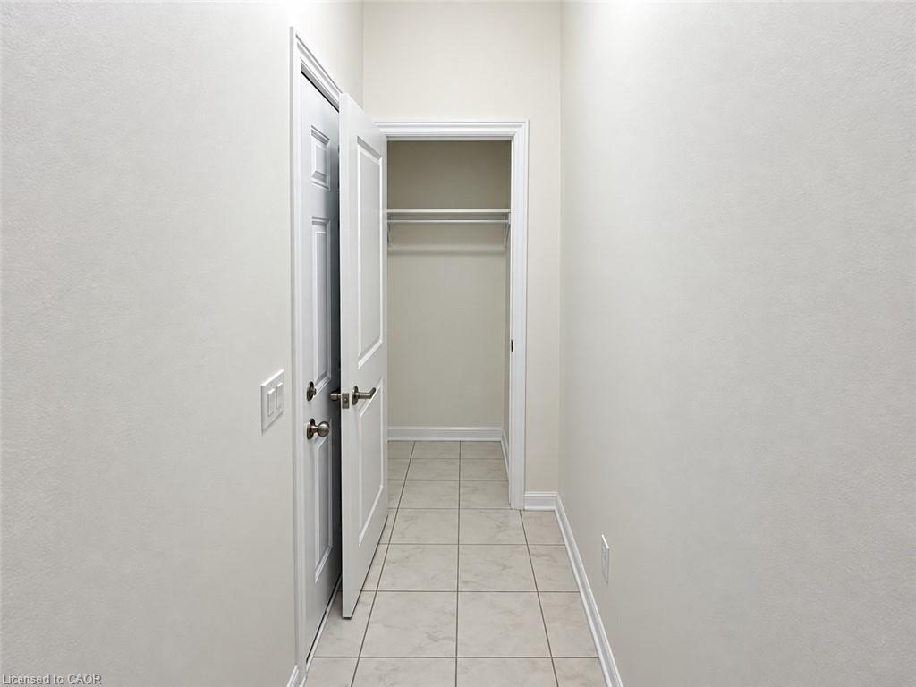 207 Broadacre Drive Property Photo 22