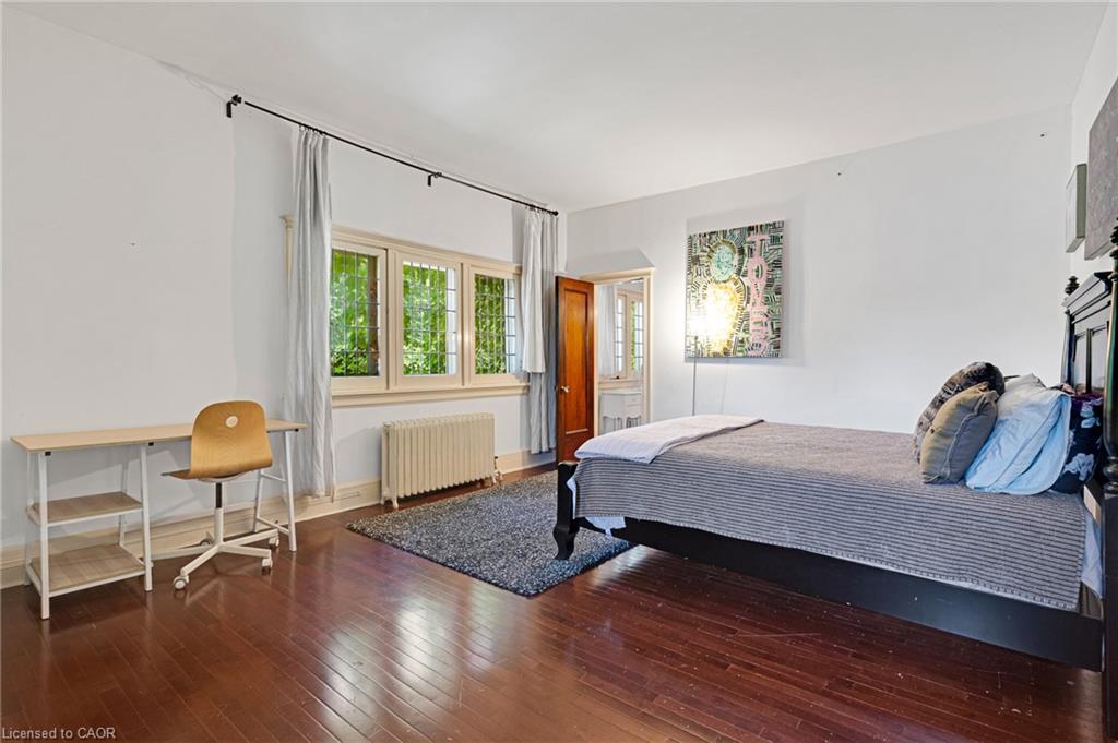 122 Dufferin Avenue Property Photo 30