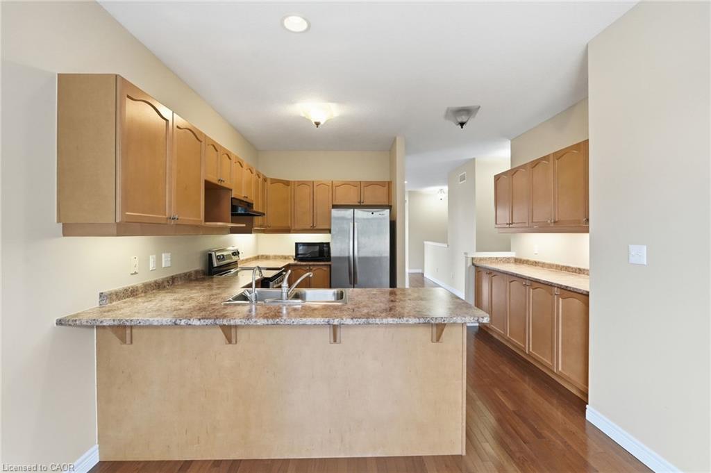 33 Norma Crescent Property Photo 12