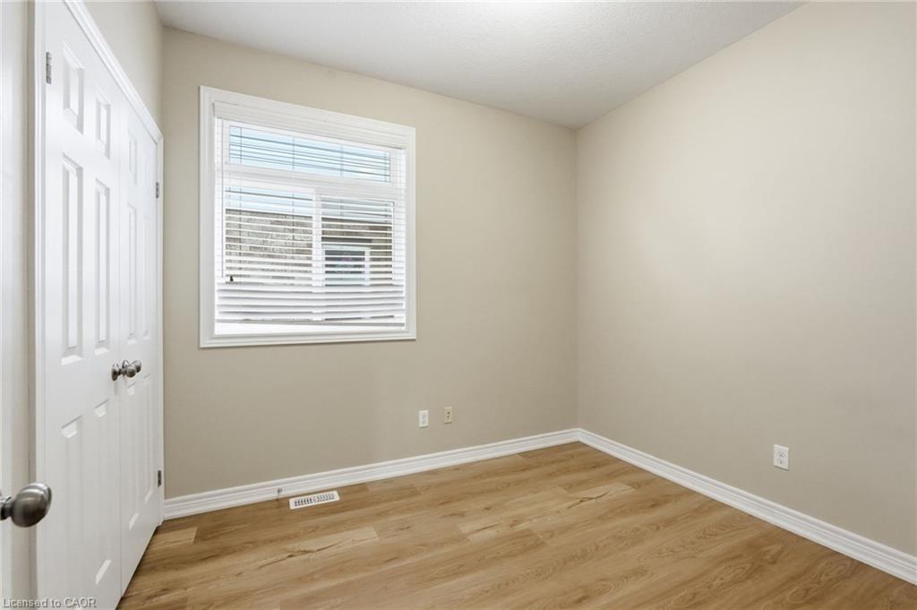 33 Norma Crescent Property Photo 22