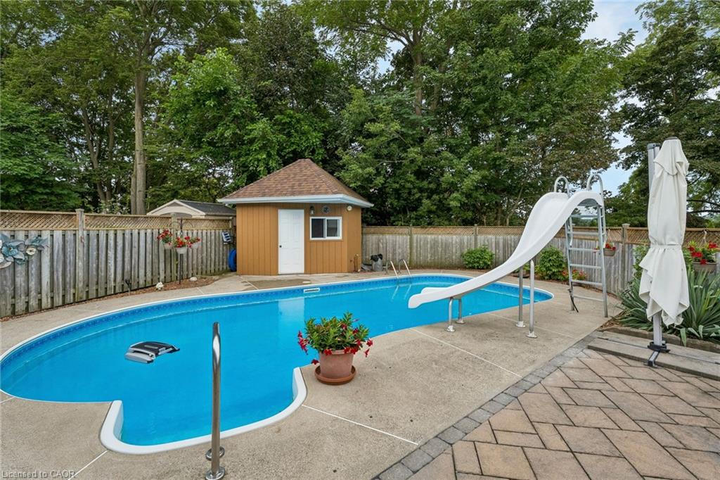 8-152 Dufferin Avenue Property Photo 46
